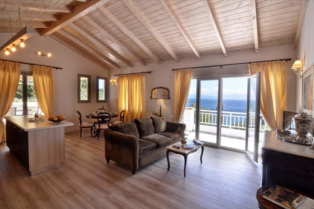 Veroniki Penthouse Deluxe Appartement Agios Ioannis Peristerion